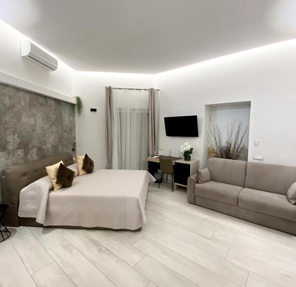اتاق پریمیوم چهارنفره, Affittacamere La Magnolia