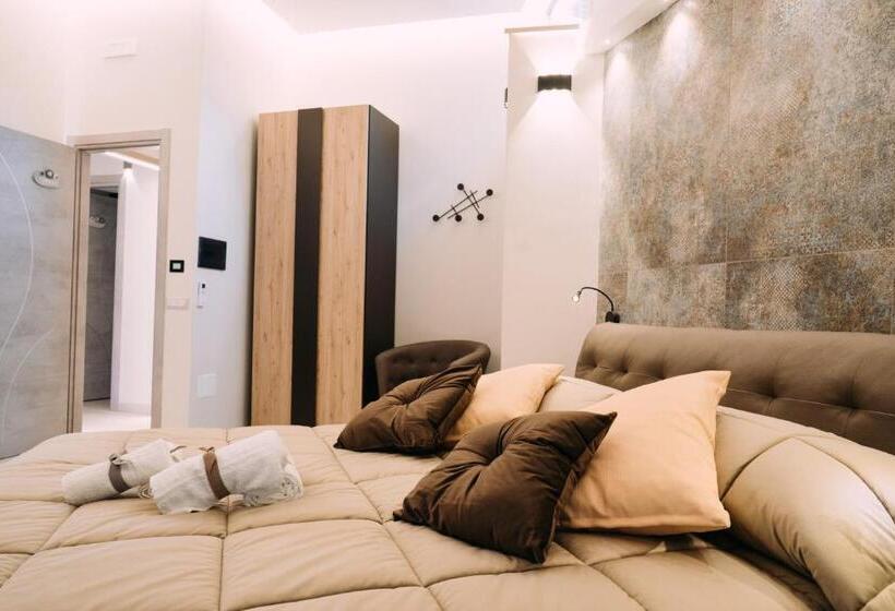 חדר פרמיום לארבעה, Affittacamere La Magnolia