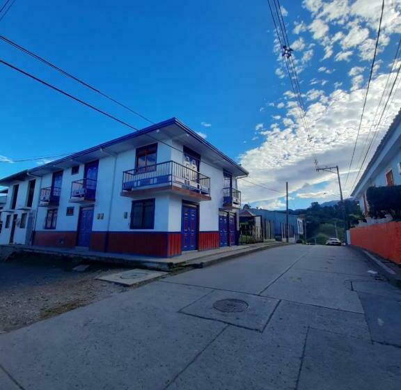 StandaardKamer, Km0 Hostel