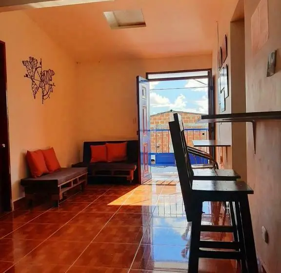 Chambre Standard, Km0 Hostel