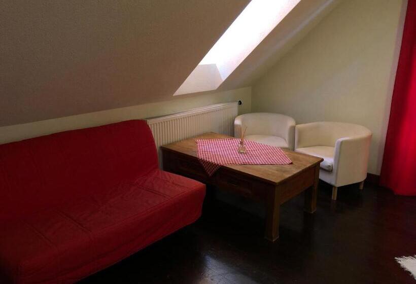 标准间, Pivovar Buc Kvačany