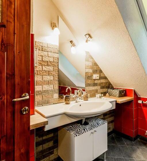 带1个卧室的公寓, Pivovar Buc Kvačany