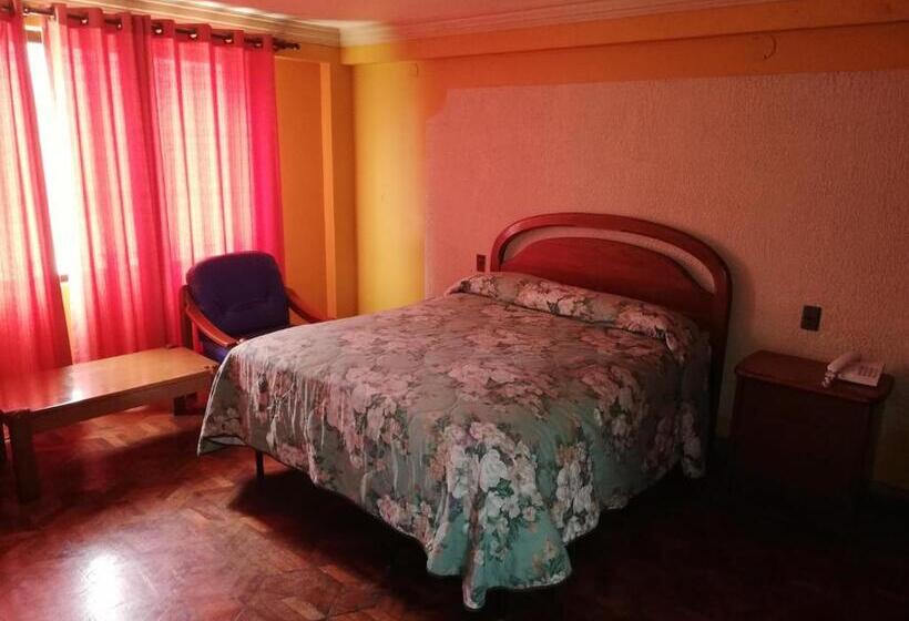 استودیوی لوکس, Hostal Río Ibare