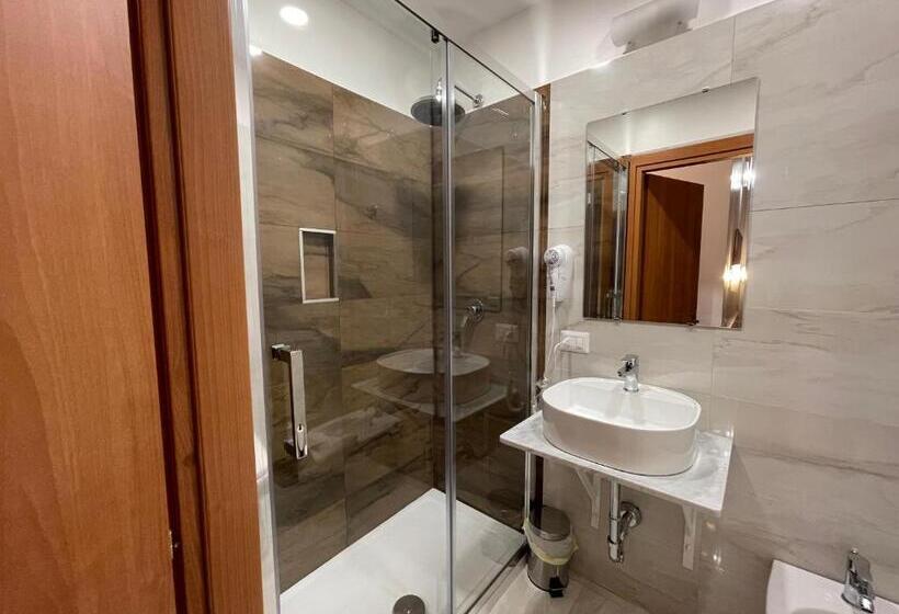 Номер Стандарт, B&b Centrale