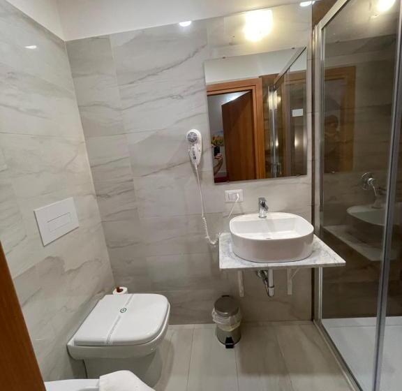 Четырехместный Номер Стандарт, B&b Centrale