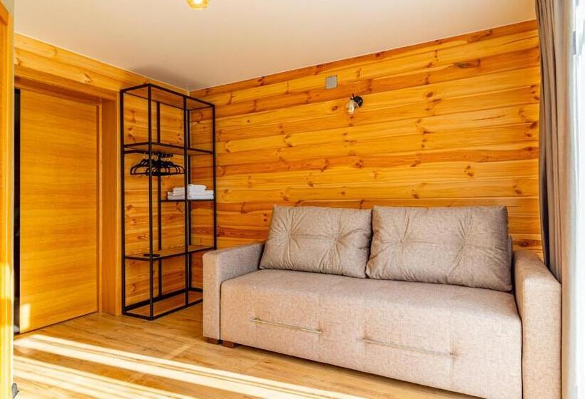 سوییت, Comfort House