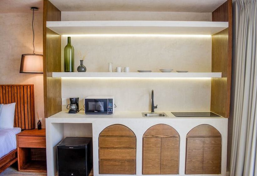 اتاق لوکس, Eterna Tulum