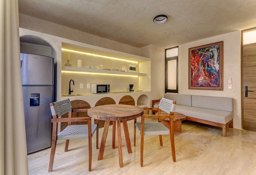 سوئیت جونیور با استخر, Eterna Tulum