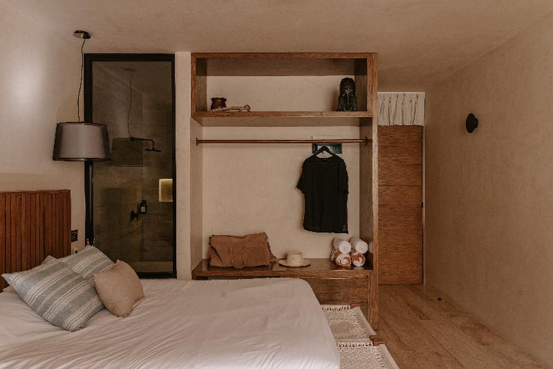 اتاق لوکس, Eterna Tulum