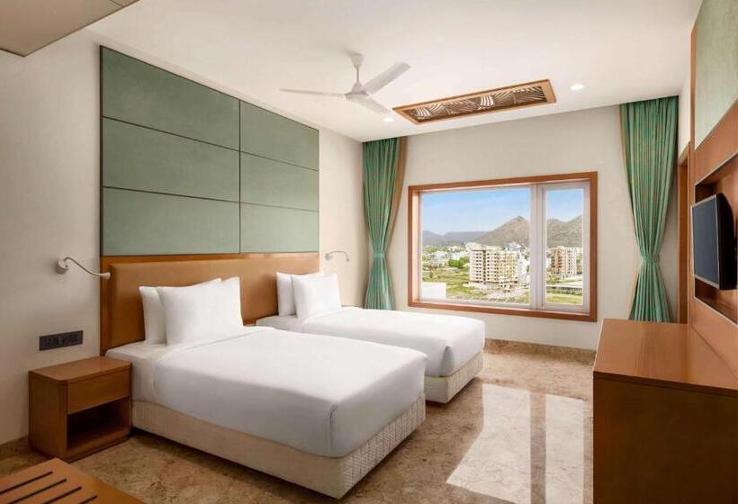 غرفة ديلوكس, Howard Johnson By Wyndham Udaipur Roop Nagar