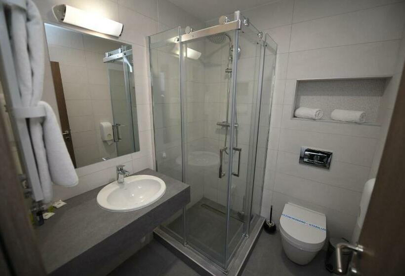 اتاق استاندارد, Kole