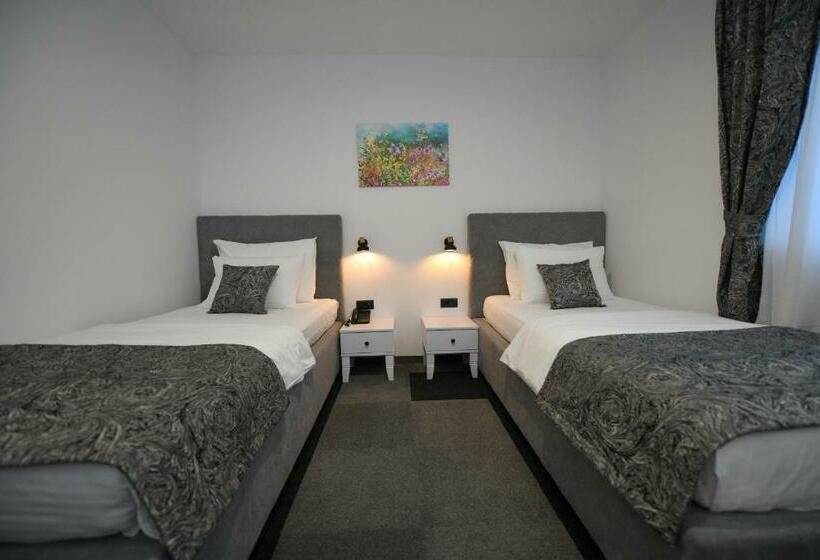 اتاق استاندارد, Kole