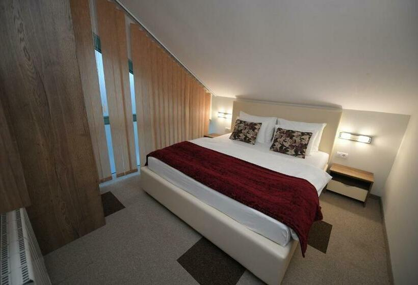 اتاق استاندارد, Kole