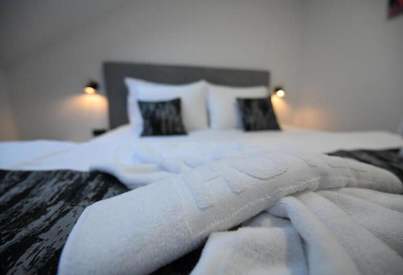 آپارتمان لوکس 1 خوابه, Kole