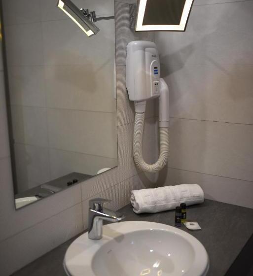 آپارتمان لوکس 1 خوابه, Kole