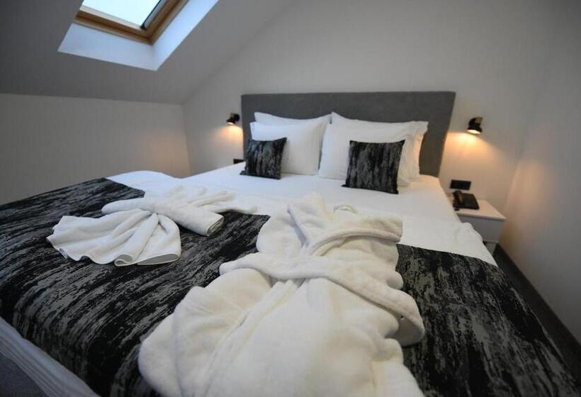 آپارتمان لوکس 1 خوابه, Kole