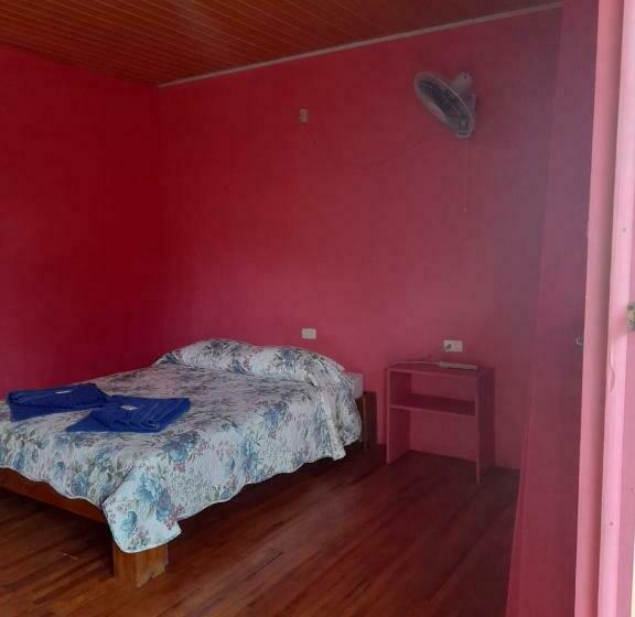 غرفة قياسية ثلاثية, Hostal & Cabins Lidia S House, Forest And Ocean View