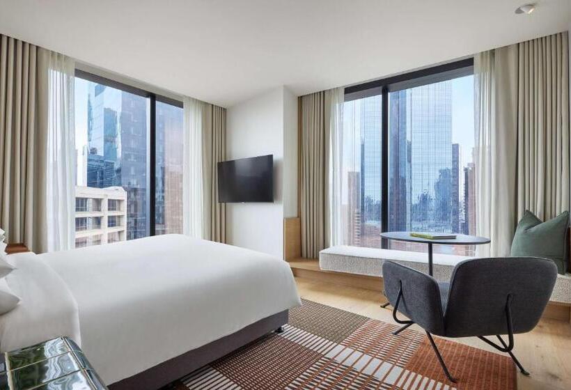 带大床的豪华间, Hyatt Centric Melbourne