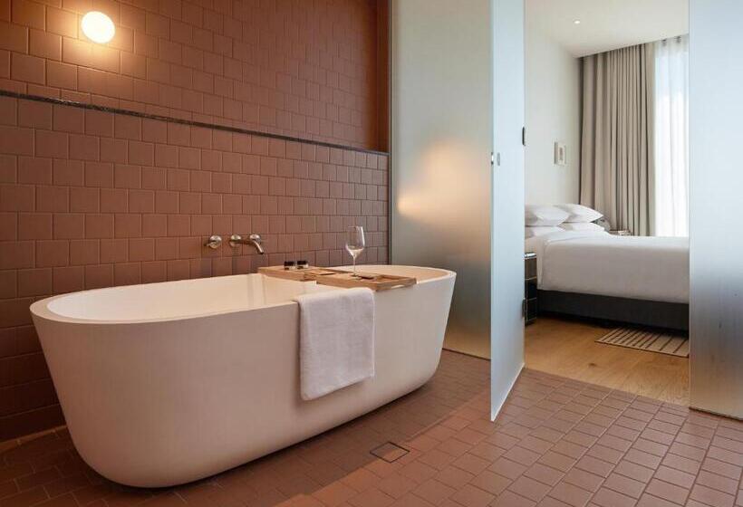 带大床的套房, Hyatt Centric Melbourne