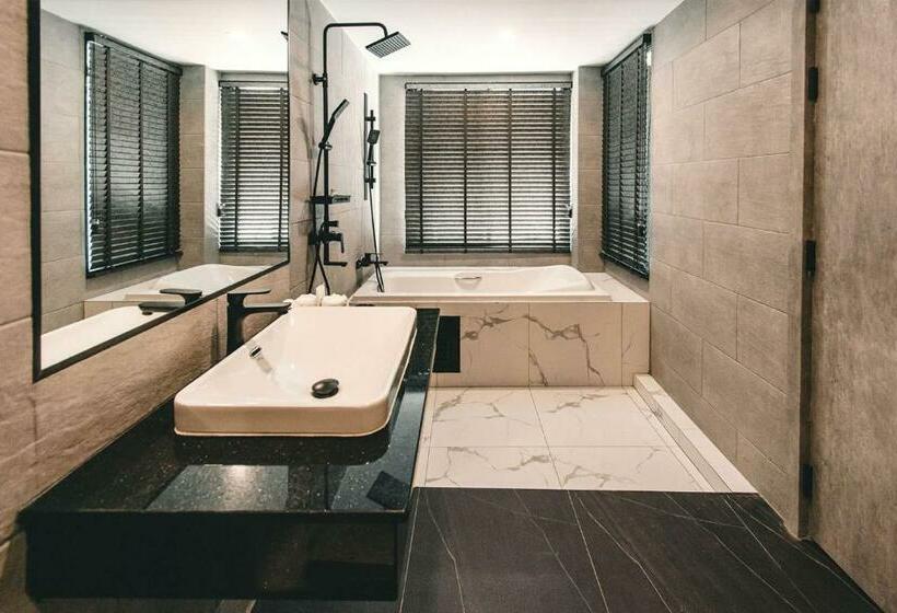 غرفة قياسية مزوَّدة بشُرفة, Seed Boutique