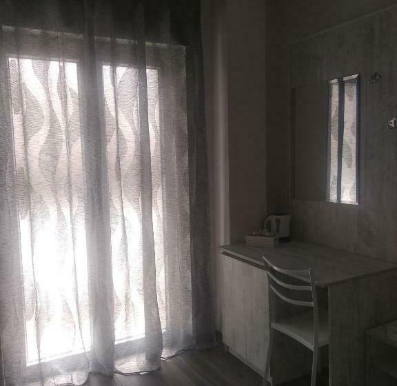 Quarto Basic, B&b Domus Piedigrotta