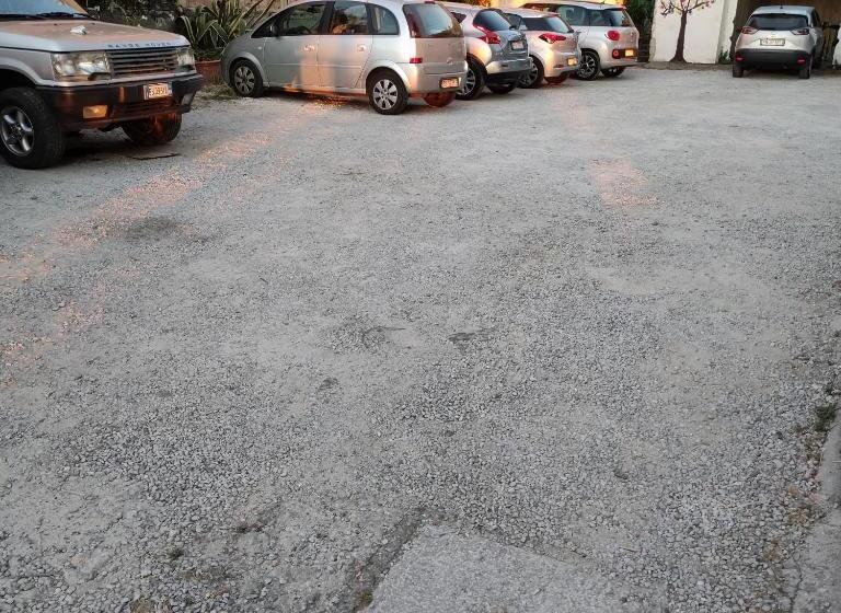 غرفة ديلوكس ذات إطلالة جانبية على البحر, B&b Domus Piedigrotta