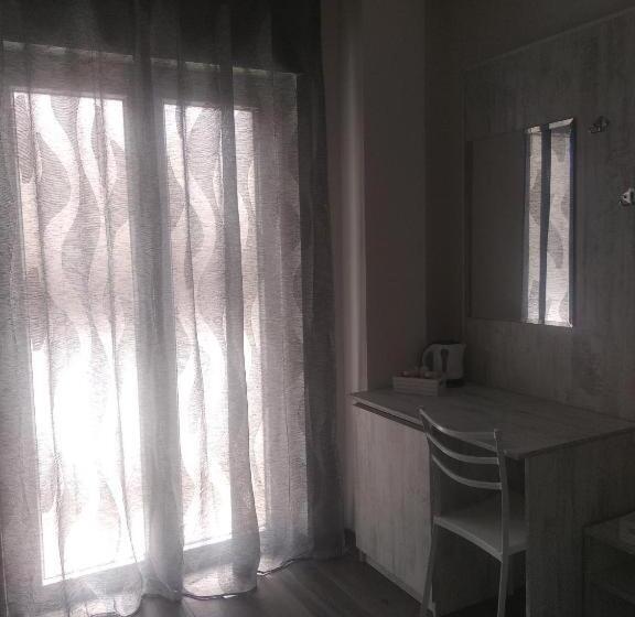 Quarto Basic, B&b Domus Piedigrotta