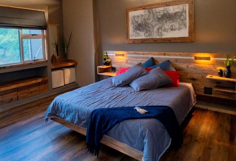 جناح مطلّ علي الحديقة, Little Forest Farm