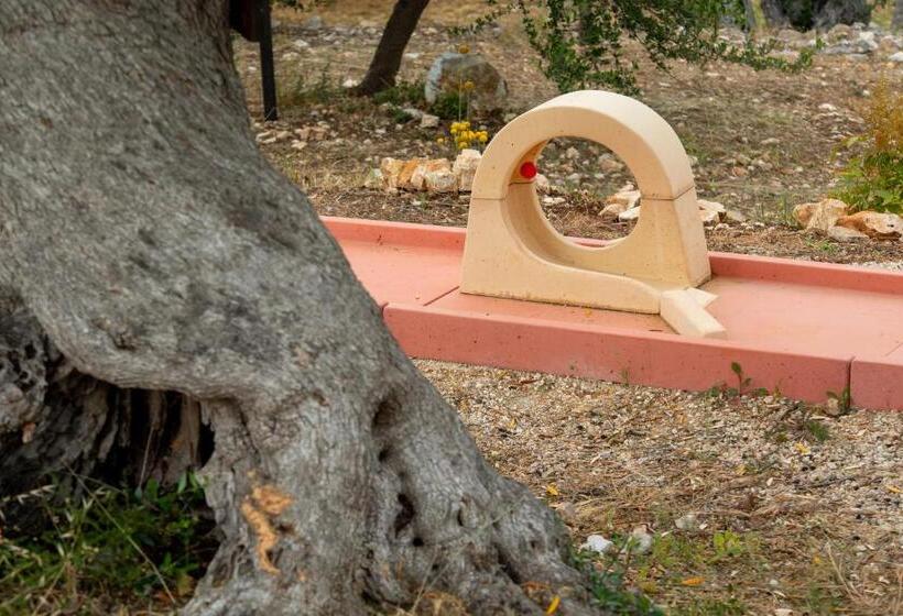 Трехместный Номер Стандарт Вид на Бассейн, Agriturismo Passione Natura