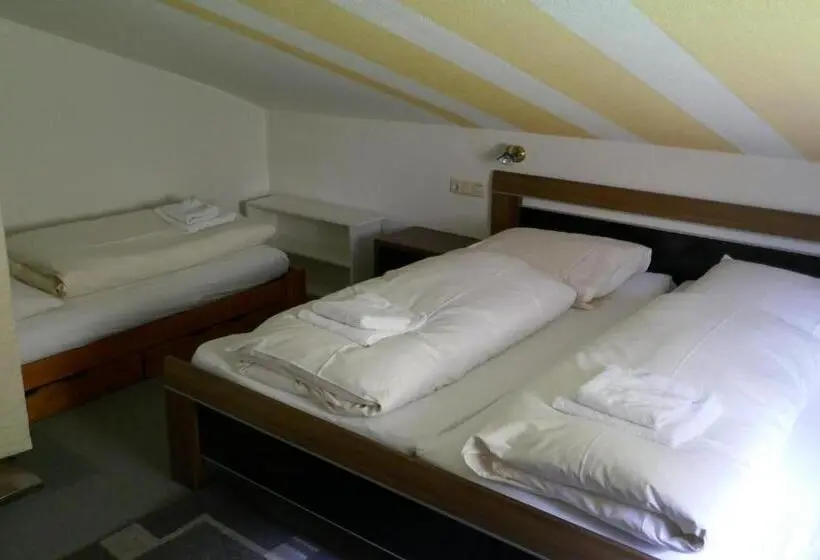１ベッドルームアパートメント, Pension & Ferienwohnungen Haus Edelweiß