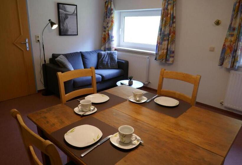 شقة غرفة واحدة, Pension & Ferienwohnungen Haus Edelweiß