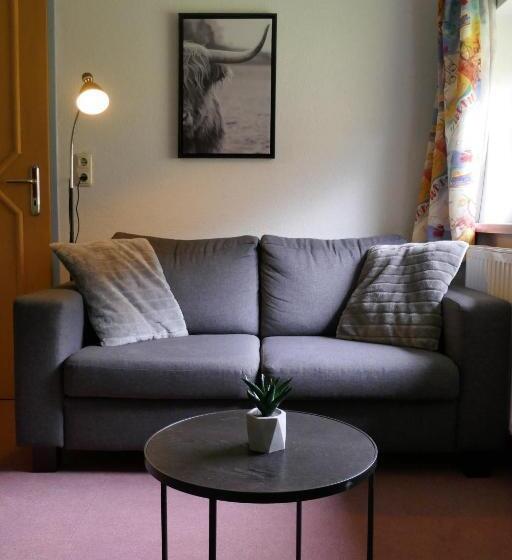 شقة غرفة واحدة, Pension & Ferienwohnungen Haus Edelweiß