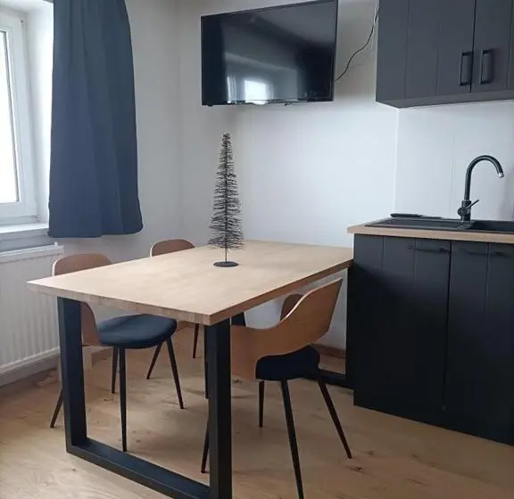 １ベッドルームのデラックスアパートメント, Pension & Ferienwohnungen Haus Edelweiß