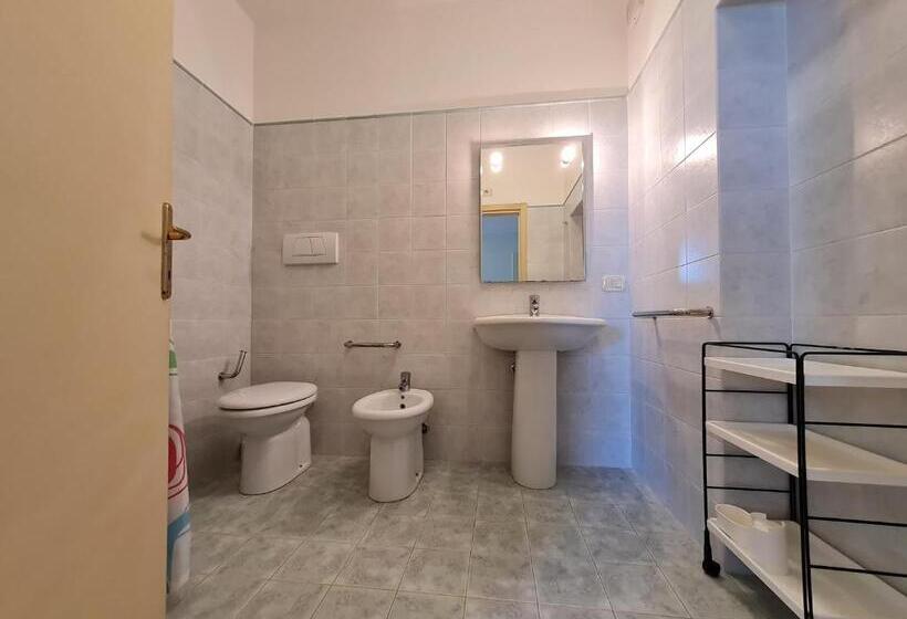 آپارتمان 1 خوابه با تراس, Agriturismo Buonavista   Parco Della Maremma