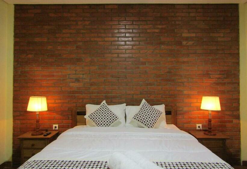 Camera Superiore, Nia Maretta House Syariah