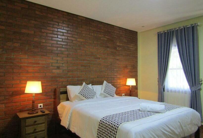 Camera Superiore, Nia Maretta House Syariah