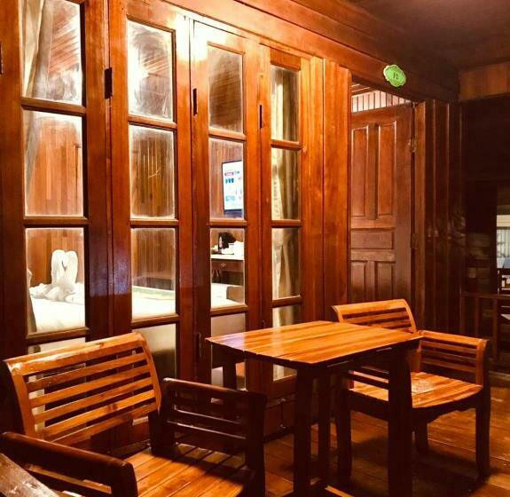 标准平房, Chareena Beachside