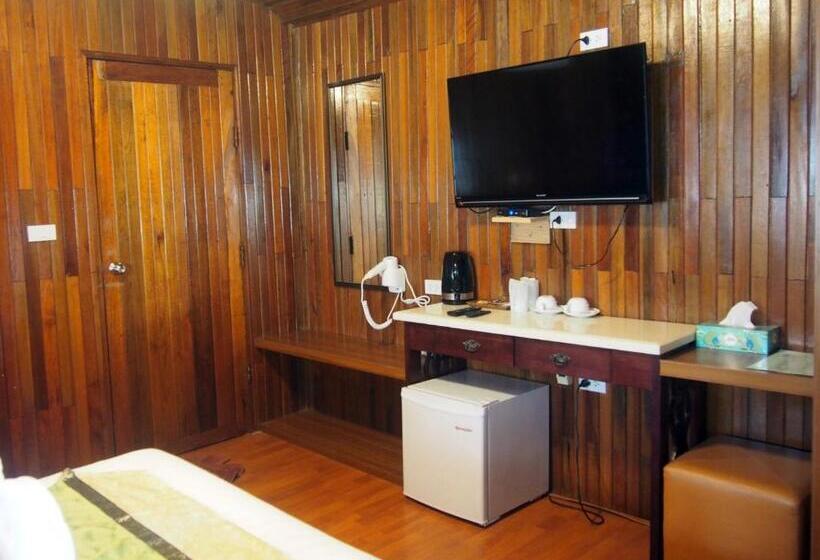 高级洋房, Chareena Beachside