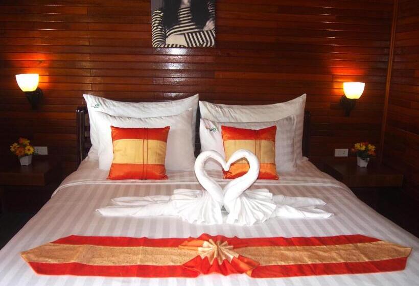 高级洋房, Chareena Beachside