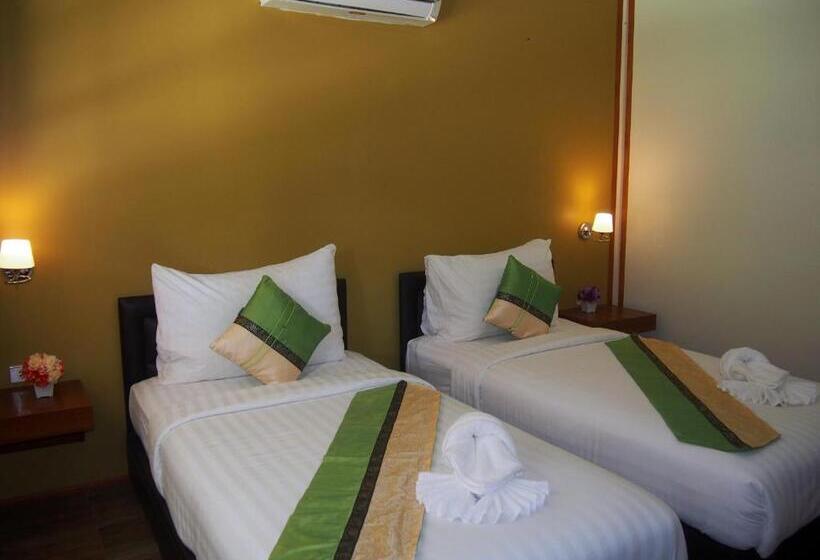 高级洋房, Chareena Beachside