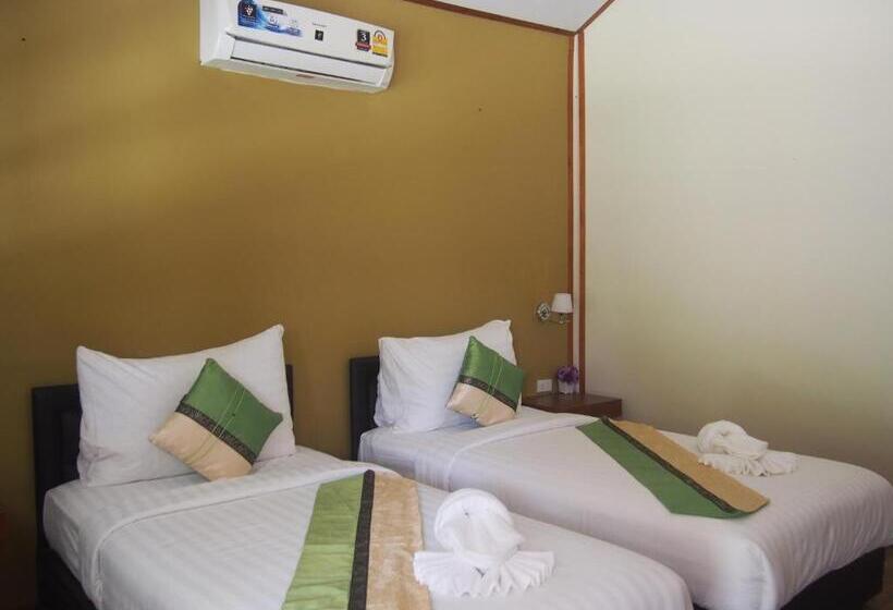 高级洋房, Chareena Beachside