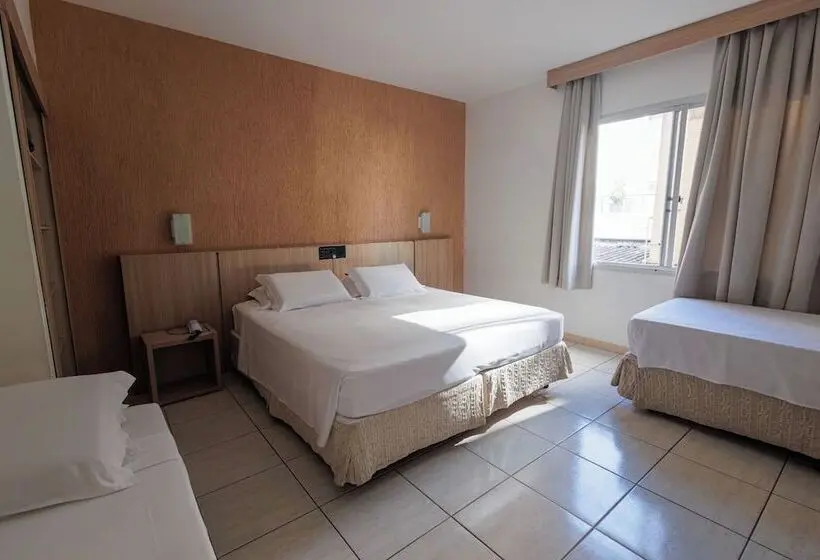 اتاق استاندارد چهار تخته, Açores