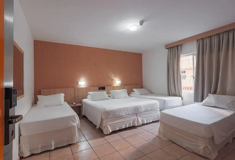 اتاق خانوادگی, Açores