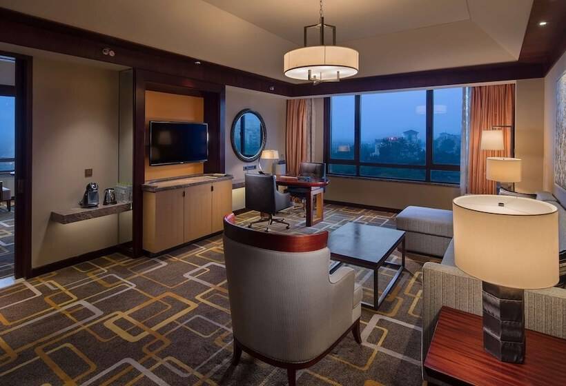 行政套房, Hilton Qingdao Golden Beach