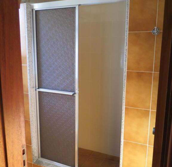 标准三人间, Ideal