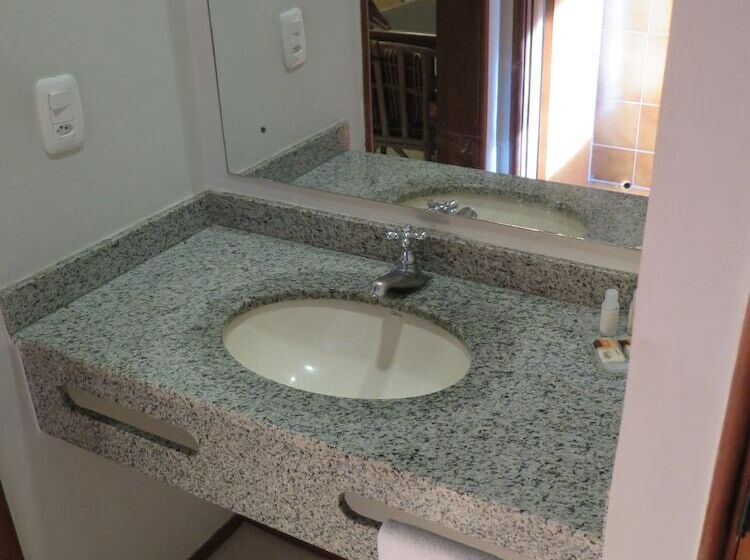 标准三人间, Ideal