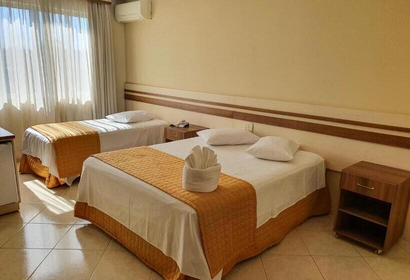 חדר אקזקיוטיב, San Marino Palace