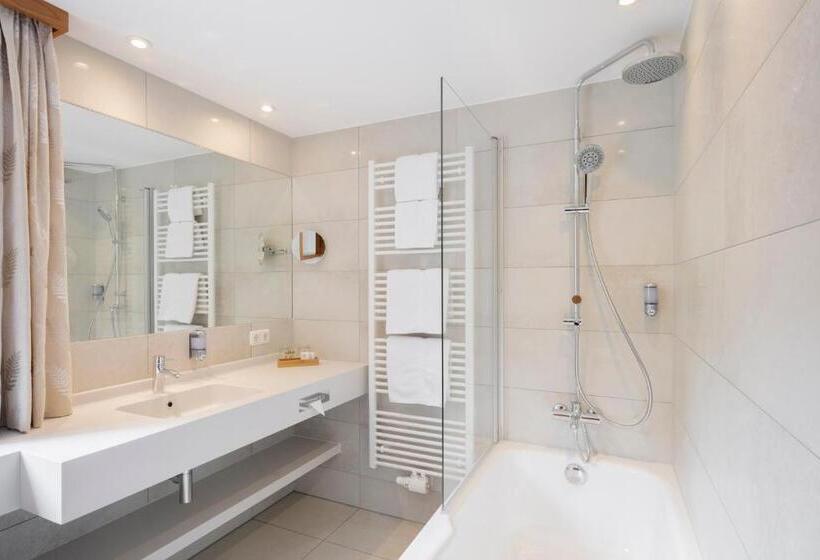 带1个卧室的带阳台的公寓, Schranz