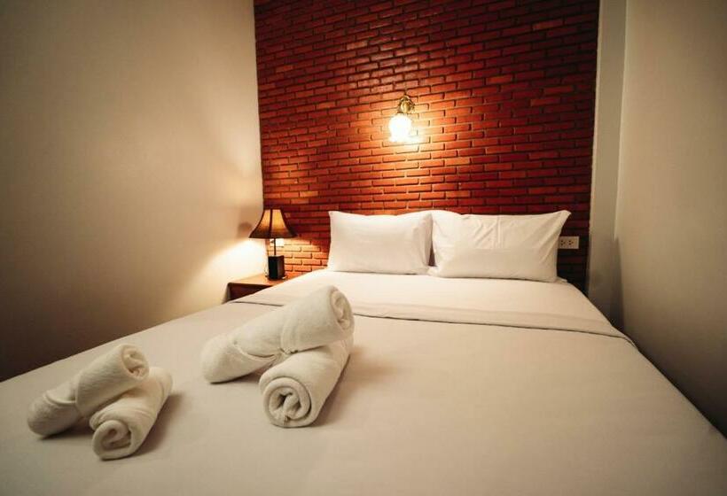 غرفة أساسية, The Caspar