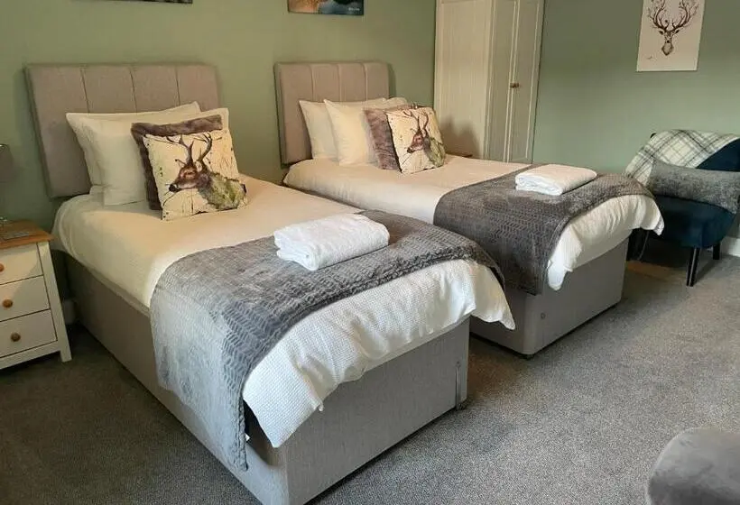 Deluxe-huone Järvinäkymä, Whinburn Guest House
